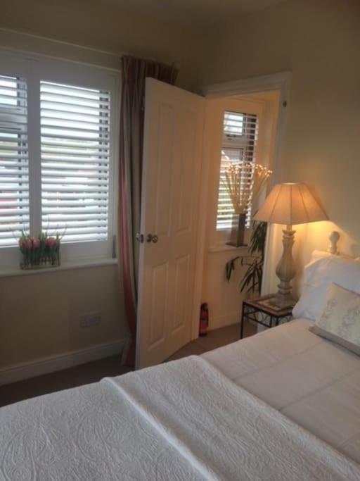Cotswold Edge Guest Suite With Broadway Hill View Badsey Zewnętrze zdjęcie