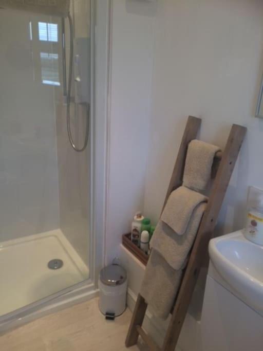Cotswold Edge Guest Suite With Broadway Hill View Badsey Zewnętrze zdjęcie